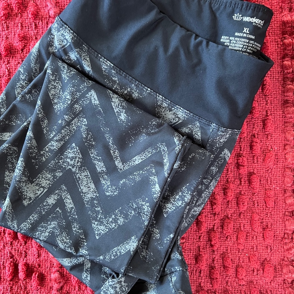 Designer Workout/yoga/print pattern Stretch legging pants XL